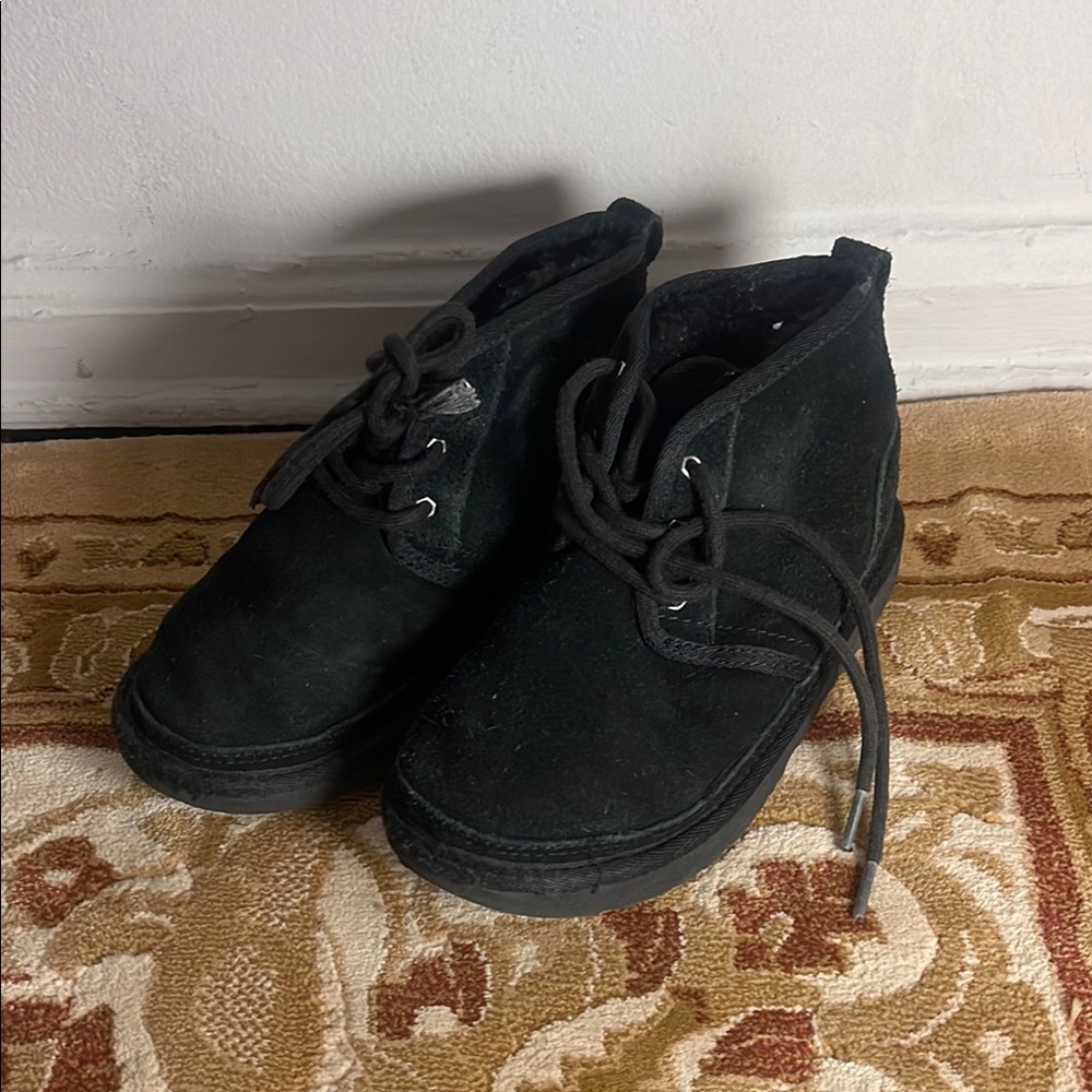 Black Kids uggs for colder states